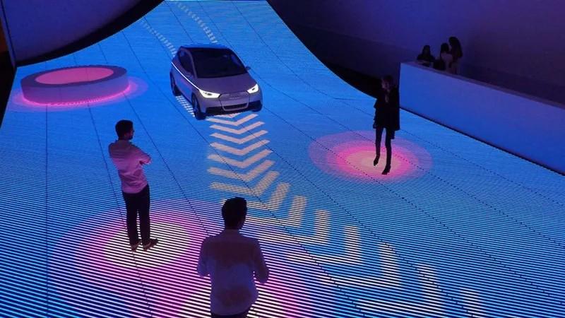 플로어 LED 인터랙티브